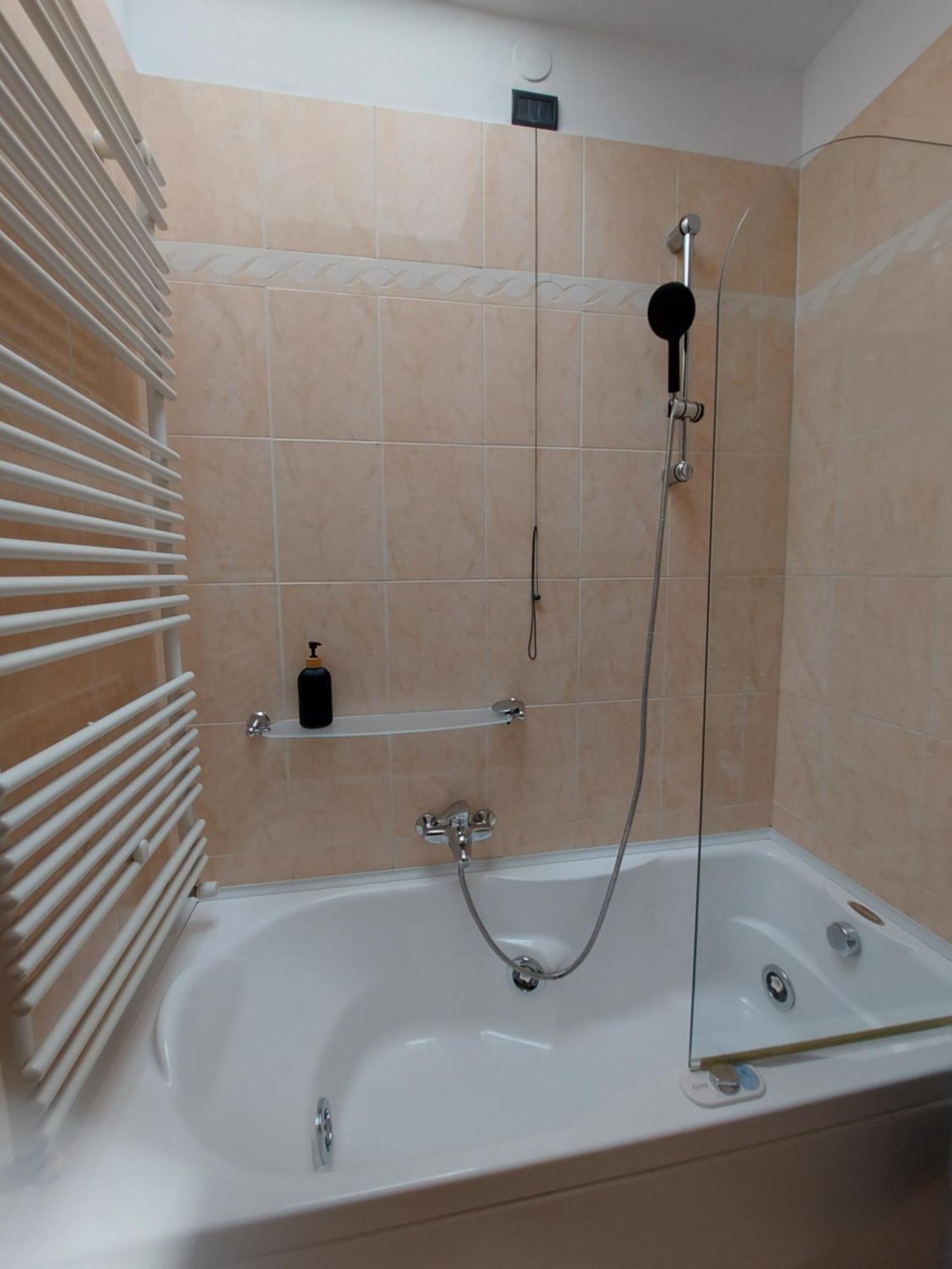 Isola Holiday Feltre Exterior foto